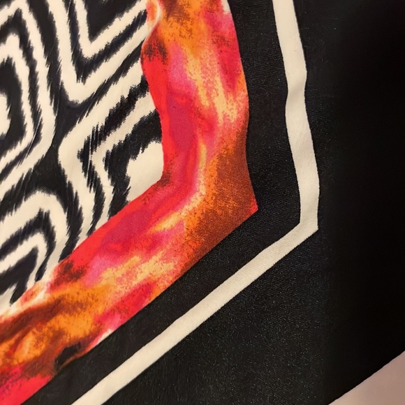 Carmen Marc Valvo onepiece bathing suit size medium and matching coverup/shirt. - Picture 3 of 8